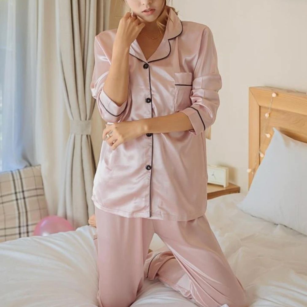 Women's Long Sleeve Satin Pajamas: image 5
